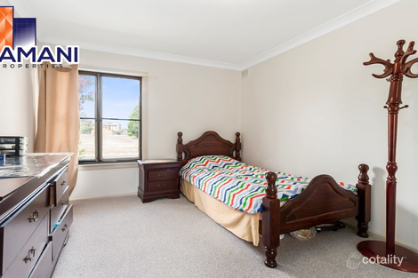 Property photo of 17 Mawson Drive Cartwright NSW 2168