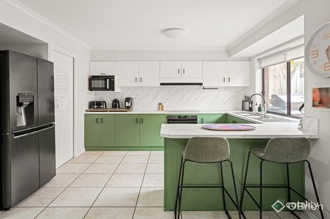 Property photo of 28 Earnshaw Drive Carrum Downs VIC 3201