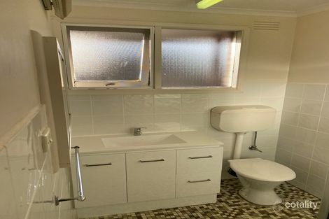 Property photo of 2/6 Hendriks Court Highton VIC 3216