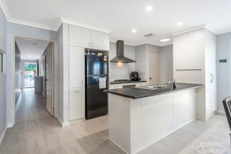 Property photo of 32 Lorne Bend Secret Harbour WA 6173