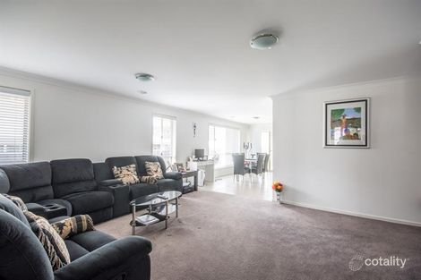 Property photo of 64 Molloy Drive Orange NSW 2800
