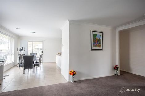 Property photo of 64 Molloy Drive Orange NSW 2800