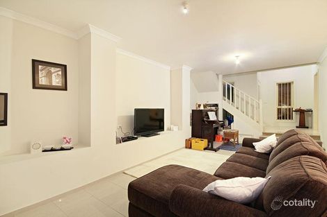 Property photo of 2/136 Ferntree Gully Road Oakleigh East VIC 3166