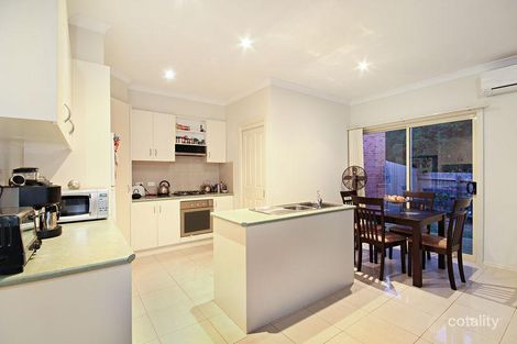 Property photo of 2/136 Ferntree Gully Road Oakleigh East VIC 3166