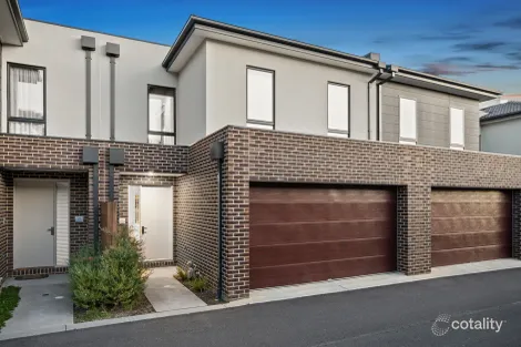 Property photo of 26 Emica Parade Knoxfield VIC 3180
