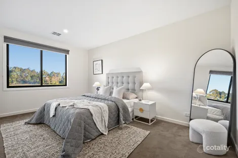 Property photo of 26 Emica Parade Knoxfield VIC 3180