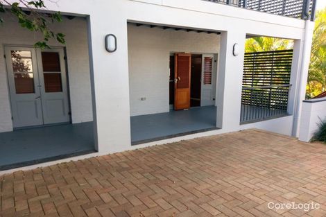 Property photo of 20 Park Street Spring Hill QLD 4000