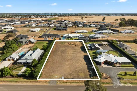 57 Cahills Rd, Yarrawonga, VIC 3730