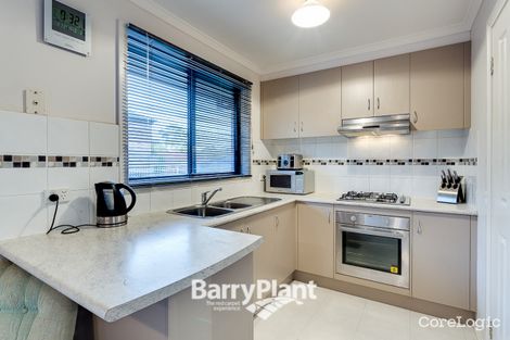 Property photo of 10 Luca Place Pakenham VIC 3810