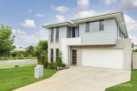 4 Waters Cl, Hope Island, QLD 4212