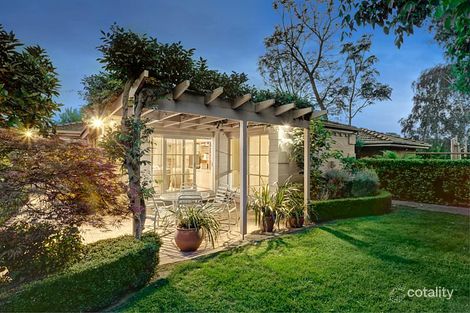 32 Athelstan Rd, Camberwell, VIC 3124