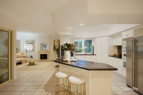 Property photo of 8 Williams Close Brookfield QLD 4069