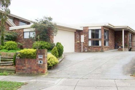 Property photo of 14 Rowena Rise Wantirna South VIC 3152