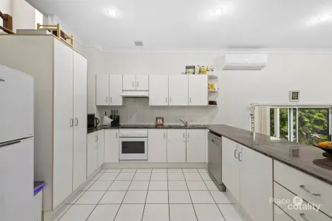 Property photo of 40/35 Miawela Street Seven Hills QLD 4170