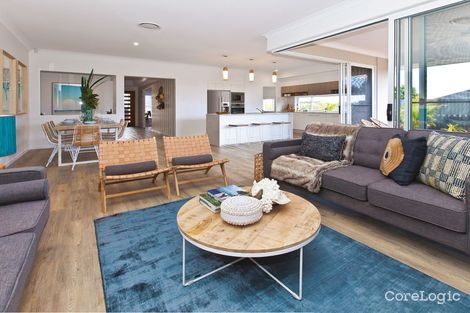Property photo of 8 Burney Court Kardinya WA 6163