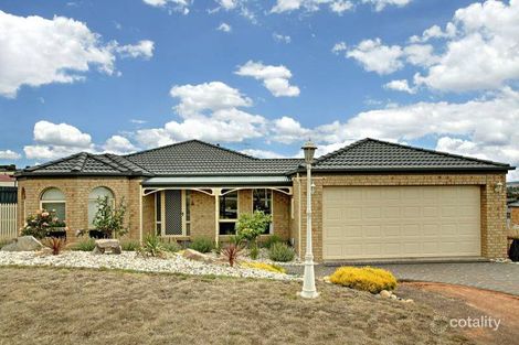 Property photo of 10 Poa Place Wallan VIC 3756