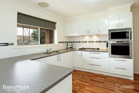 Property photo of 9 Levoca Court Bell Park VIC 3215