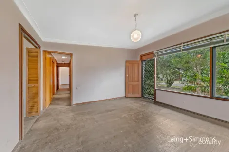 Property photo of 37 Leyte Avenue Lethbridge Park NSW 2770
