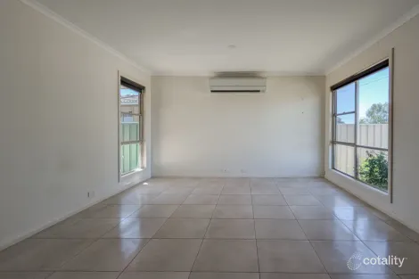 Property photo of 17 Harrison Crescent Swan Hill VIC 3585