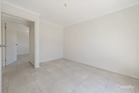Property photo of 17 Harrison Crescent Swan Hill VIC 3585