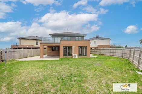 Property photo of 5 Bodhran Place Lynbrook VIC 3975