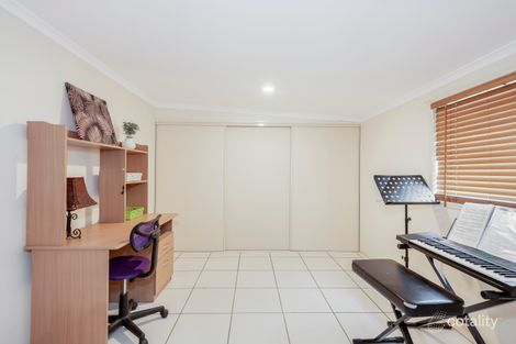 Property photo of 39 Aplin Terrace Gin Gin QLD 4671