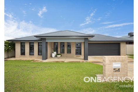 54 Paradise Dr, Gobbagombalin, NSW 2650