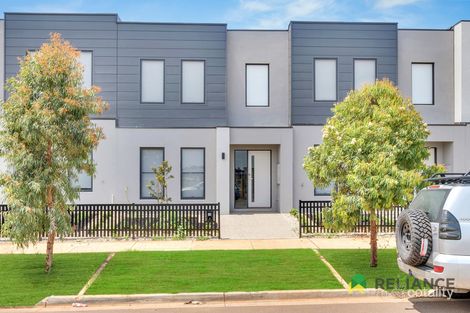 18 Arklay Rd, Thornhill Park, VIC 3335