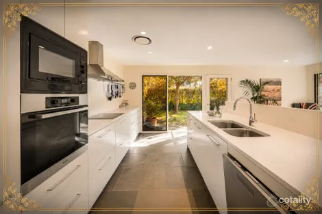 Property photo of 27 Charlton Close Bowral NSW 2576