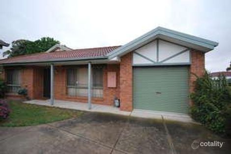 2/13 Binding Ave, Cranbourne, VIC 3977