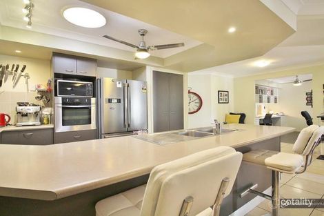 Property photo of 39 Pine Crest Drive Kurwongbah QLD 4503