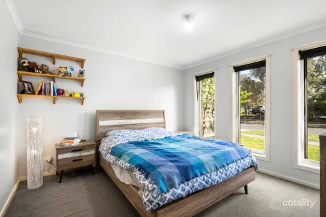 Property photo of 7 Imperial Way Bannockburn VIC 3331