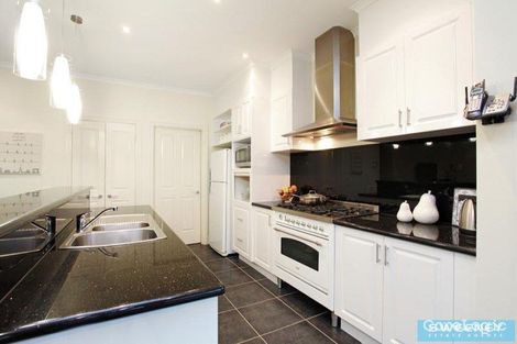 Property photo of 18 Lauriston Quay Caroline Springs VIC 3023