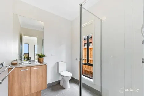 Property photo of 21 Masters Crescent Mambourin VIC 3024