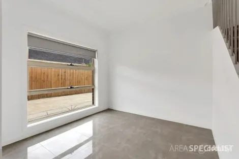 Property photo of 3/49 Stawell Street Cranbourne VIC 3977