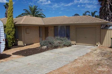 241 Newburn Rd, High Wycombe, WA 6057