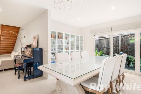 Property photo of 6/366-370 Elgar Road Box Hill VIC 3128