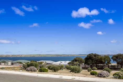 Property photo of 26 Flinders Drive Streaky Bay SA 5680