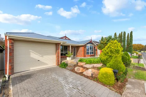11 AMBROSINI CT, WOODCROFT, SA 5162