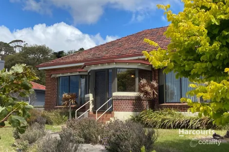 5 Bass Hwy, Parklands, TAS 7320