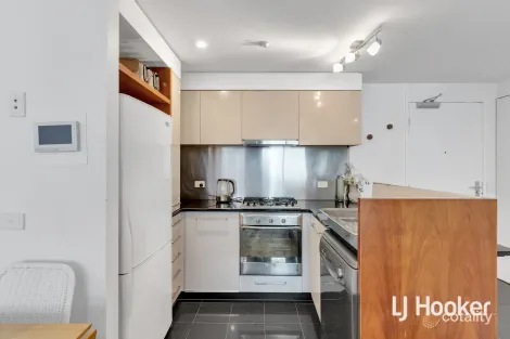 Property photo of 902/11-17 Cohen Place Melbourne VIC 3000