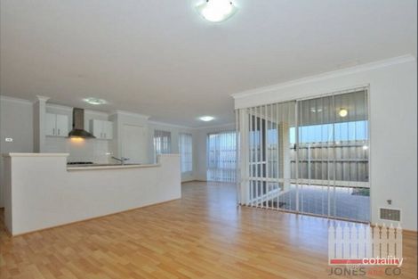 Property photo of 4 Rennex Ramble Ellenbrook WA 6069