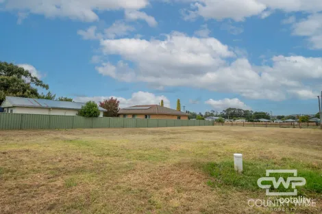 Property photo of 16 Blessing Street Glen Innes NSW 2370