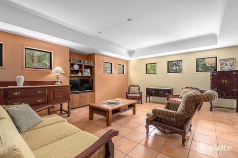 Property photo of 28 Banksia Place Mount Gravatt East QLD 4122