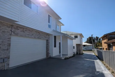 2/120 The Boulevarde, Oak Flats, NSW 2529
