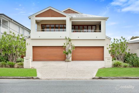1/7 Eider Ave, Paradise Point, QLD 4216