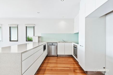 Property photo of 1/7 Eider Avenue Paradise Point QLD 4216