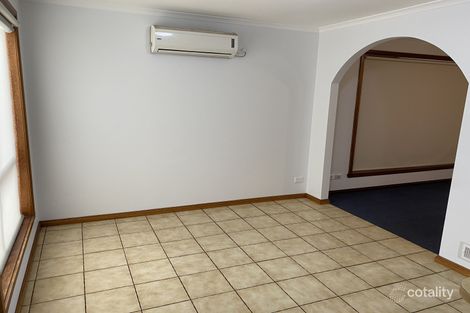 Property photo of 1/18 Loyola Road Werribee VIC 3030