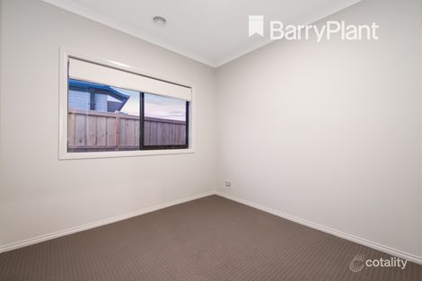 Property photo of 14 Optima Street Officer VIC 3809