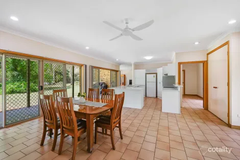 Property photo of 163 Keys Road Hampton QLD 4352